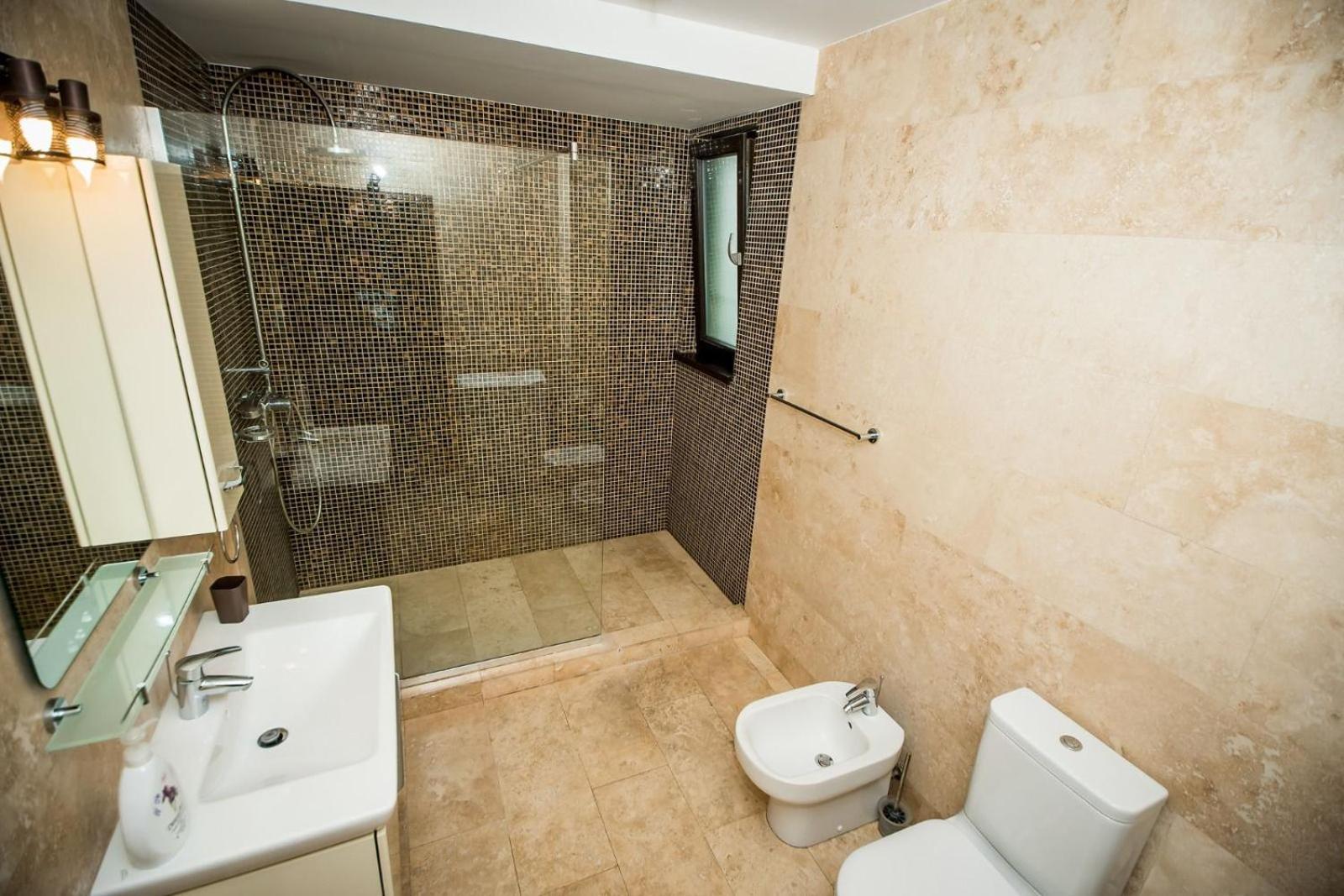 Apartament Sweet Luxury Galaţi エクステリア 写真